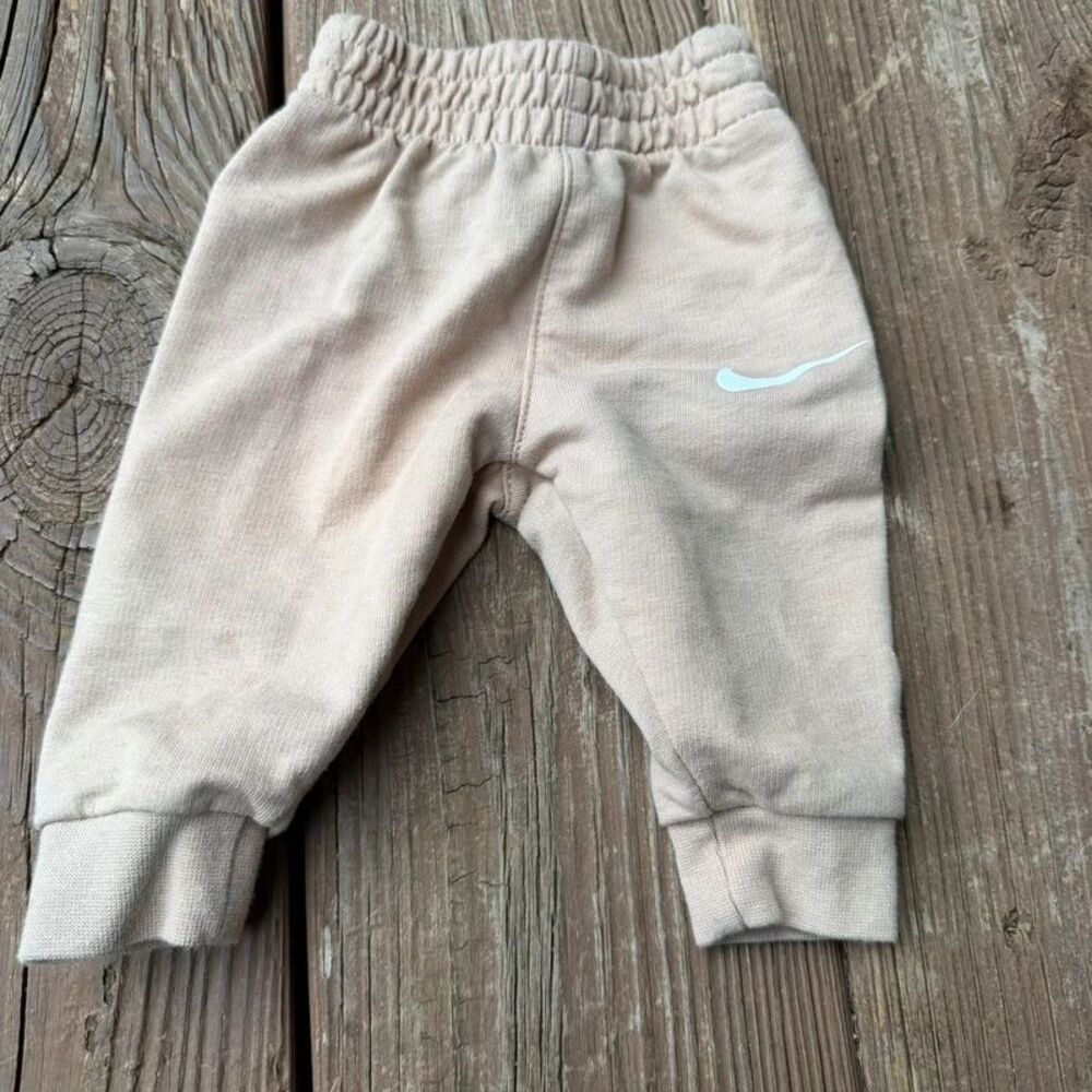 Nike Newborn Baby Beige Jogger Sweatpants 50-56 CM Swoosh